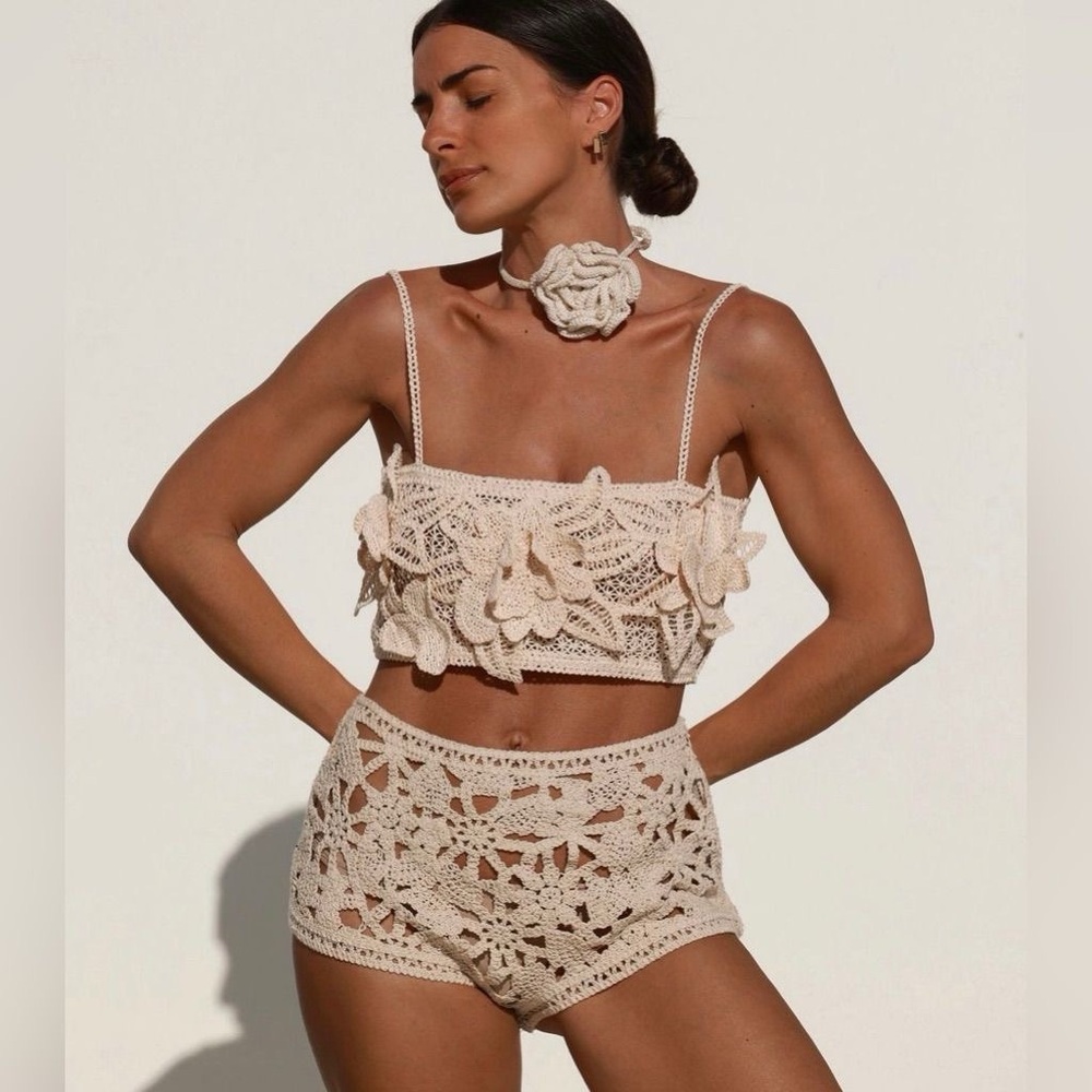 MY189 NWT ZARA CROCHET SHORTS